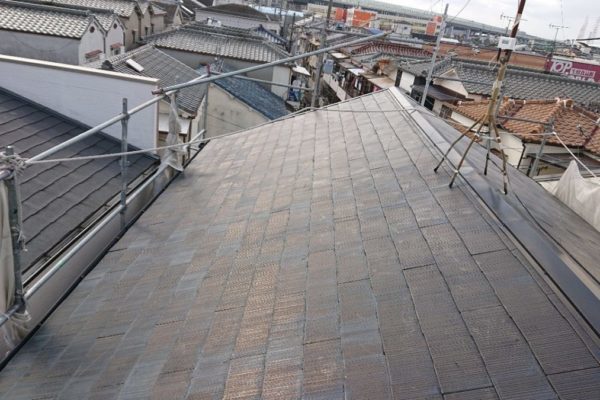 みよし市　屋根工事　屋根葺き替え工事　雨漏り　化粧スレートからガルバリウム鋼板へ (1)-min
